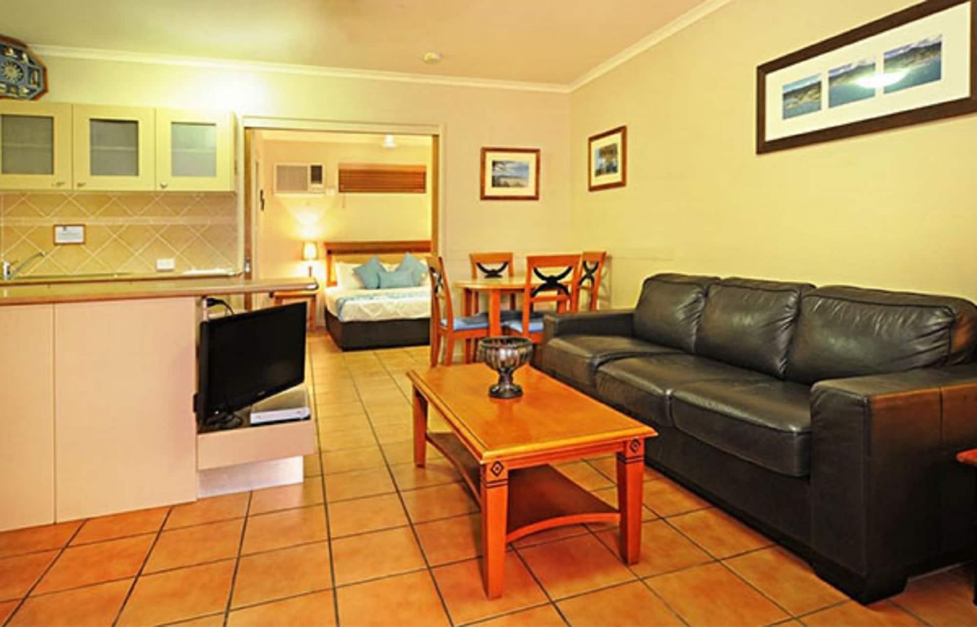 At Boathaven Bay Holiday Apartments Airlie Beach Extérieur photo