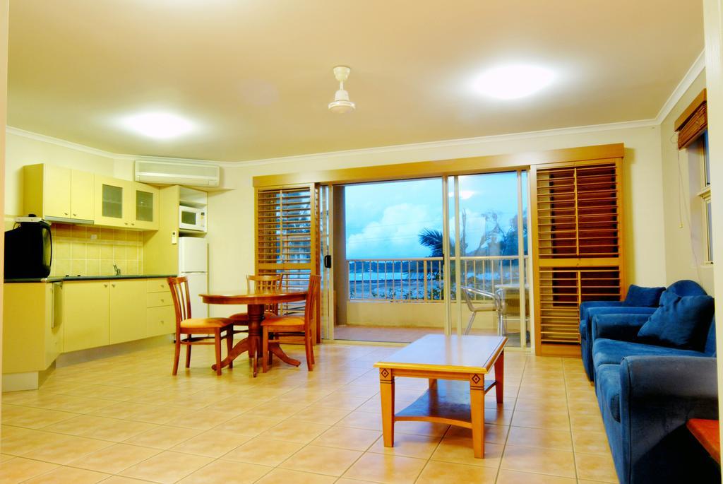At Boathaven Bay Holiday Apartments Airlie Beach Extérieur photo